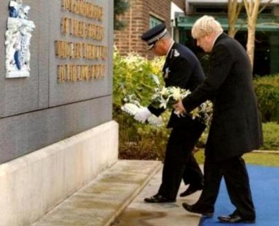 MPA Chair, Mayor Boris Johnson and Commissioner Sir Paul Stephenson lay wreaths